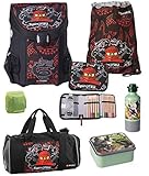 Das Hauptfach der Schultasche hat ein Fassungsvermögen von ca. 22 Liter, ist ausgestattet mit einem kindgerecht zu bedienendem Klick-Verschluss und verfügt über eine Unterteilung für schwere Bücher. Der höhenverstellbare Brust-Gurt und die S-förmigen Gurte sorgen für Entlastung der Schultern.