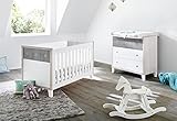 Pinolino 090021B 2-Teilig, Kinderbett, und Breite Wickelkommode mit Wickelaufsatz, aus MDF, 140 X 70 cm, uni weiß/eiche grau/esche grau