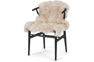 Nordic Sheep Lammfell Langhaarig 90x60 cm | Lammfell Echt für das Sofa, den Stuhl oder rund um den Esstisch | Jedes Lammfell Teppich ist EIN Unikat und von der Natur geschaffen | Farbe: Beige