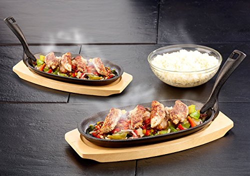 Tornwald-Schmiede Profi Servierpfanne aus Gusseisen mit Untersetzer, 28x15x1,6 cm, 817 g - 4