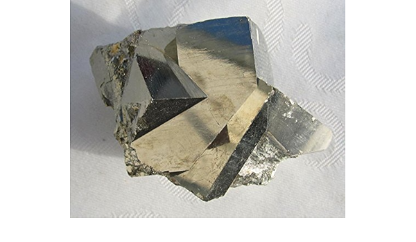 Pyrit Stufe Aus Navajun Spanien Wurfelstufe 206g Amazon De Kuche Haushalt