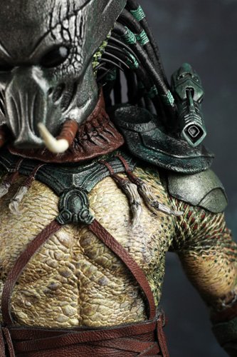 Predators (2010 Movie) Sideshow Collectibles Predator Hot Toys 12 Inch Deluxe Figure Tracker Predator
