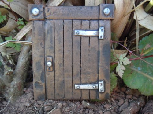 HOBBIT GATEWAY (THE MAGICAL DOORWAY) IDEAL FOR GARDENS AND BOTTOM OF TREES – GARDEN ORNAMENT by The Magical Doorway - 4