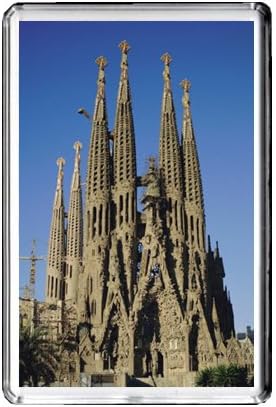 SAGRADA FAMILIA - BARCELONA, SPAIN, TRAVEL SOUVENIR - FRIDGE MAGNET