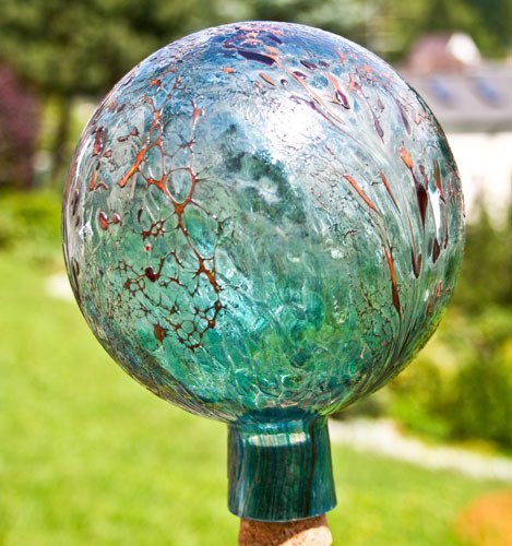 Gartenkugel aus Glas, Aquamarin