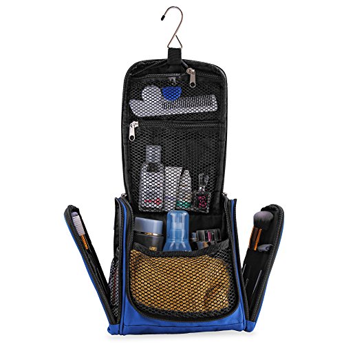 Trousse de toilette vraiment pratique même si on a peu de places