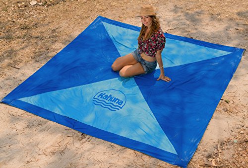 Kahuna Strandtuch aus Fallschirmseide – XXL 245 x 245 cm – die größte Stranddecke, Picknickdecke, Campingdecke erhältlich – tragbar, ultraleicht, schnell trocknend, mit 12 Sandtaschen - 4