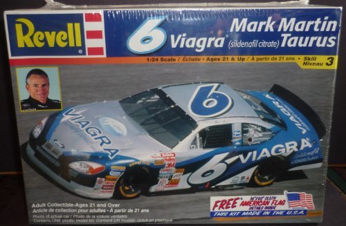 Preisvergleich Produktbild Revell # 6 Mark Martin 2001 Pfizer Viagra Ford Taurus by Revvell