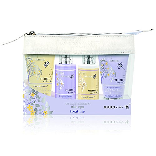 Baylis & Harding Mum to Bee Treat Me Travel Bag Set