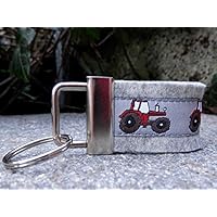 Schlüsselanhänger Taschenanhänger klein hellgrau Traktor rot braun Geschenk!