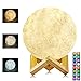 Produktbild HUAYUU Mond Lampe 16 Farben 3D Moon Light Nachtlichter Schlaflicht,Touch Control USB-Laden mit Holzständer Nimm dreimal Touch Farbwechsel-Licht5,12 Zoll