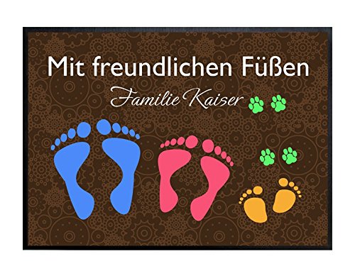 Wunschtext-Fußmatte Mit freundlichen Füßen B x H: 70cm x 50cm von Klebefieber®