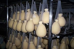 CASEIFICIO SANTA RITA Caciocavallo Kg. 1