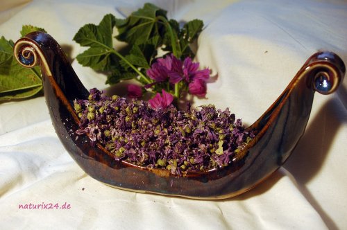 Preisvergleich Produktbild Naturix24 - Malvenblüten kleinblütig ganz - 100 g Beutel