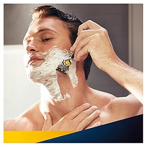 Gillette Fusion Proshield Razor with FlexBall + Razor Blade Refill - Image 7