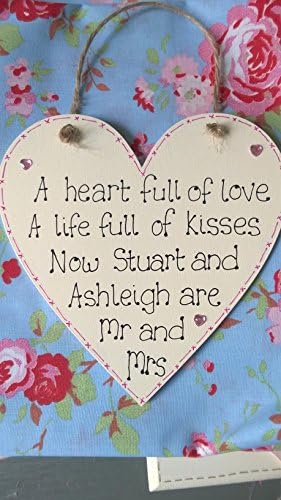 HANDMADE SHABBY CHIC WOODEN NEWLYWED WEDDING HEART MR &amp; MRS PERSONALISED GIFT