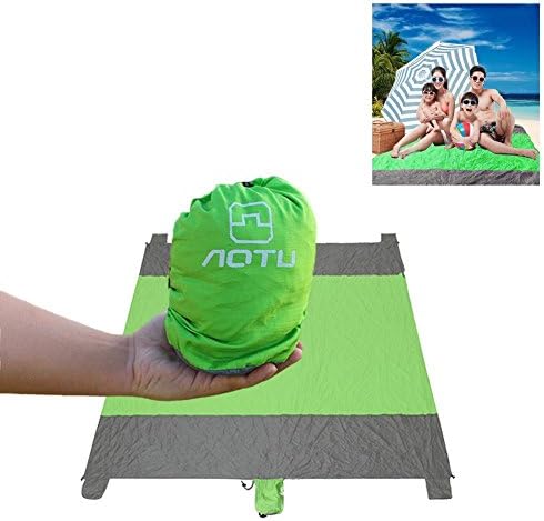 Beach Blanket Picnic Blanket Oversized 7.5' X 8' Outdoor Nylon Beach Mat Portable Sand-proof and Waterproof Sand Mat with Anchor for Staying Firmly (Green)