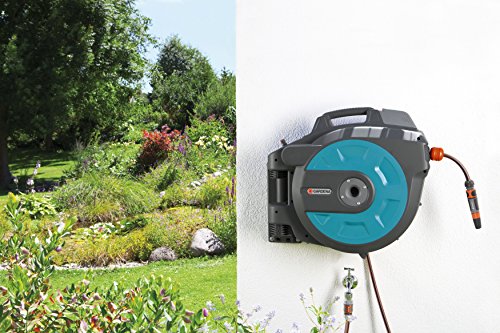 Gardena 8025-20 Schlauchbox Comfort 35 roll-up automatic Li; zur Wandmontage (Einzug über Lithium Ionen Akku per Tastendruck; Box um 180 Grad schwenkbar) Schlauchlänge 35 m - 7