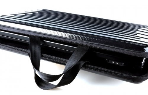 Carat Electronics Notebooktasche Sleeve Slim Shield in schwarz f  r 13 2 Zoll Laptops geeignet