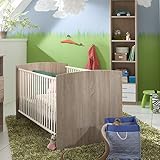 Babyzimmer 5-tlg. Eiche-Sägerau-Dekor, Schrank B: 135 cm, Kinderbett 70 x 140 cm, Wickelkommode B: 91 cm, Unterschrank, Hängeregal - 3