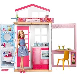 Barbie Mobilier coffret maison 2 étages et 4 pièces avec accessoires et une poupée inclus, jouet pour enfant, DVV48