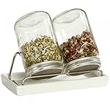 Vasos para una alimentación sana.Las semillas germinadas son un camino más fácil de alimentarse de forma saludable.Son por naturaleza ricas en vitaminas y muy digestivas.