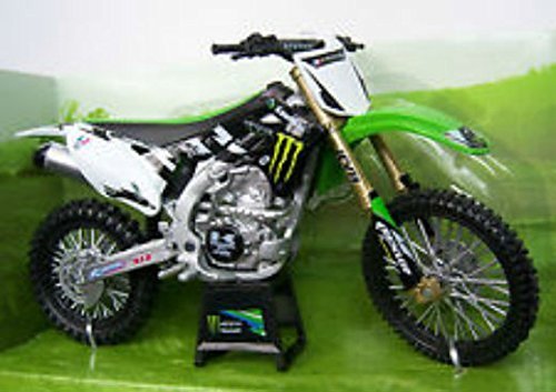 Preisvergleich Produktbild KAWASAKI MONSTER ENERGY KXF 450 MOTOCROSS DIRT BIKE 1:6 49373