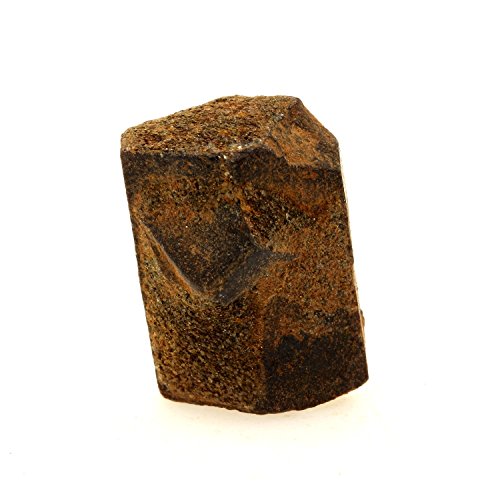 Staurolite. 21.33 Ct. andrembesoa Common district, Madagascar, betafo