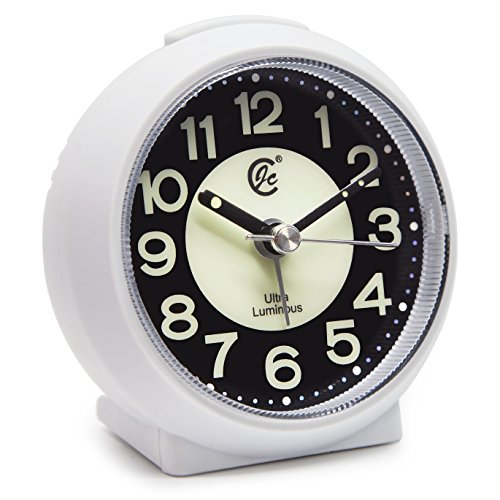 JCC charmante leuchtende kleine runde Handheld Größe nicht ticking Quarz Schreibtisch Uhr Wecker Reisewecker mit Licht Nacht, Snooze Funktion – batteriebetrieben (Matt – weiß) - 2