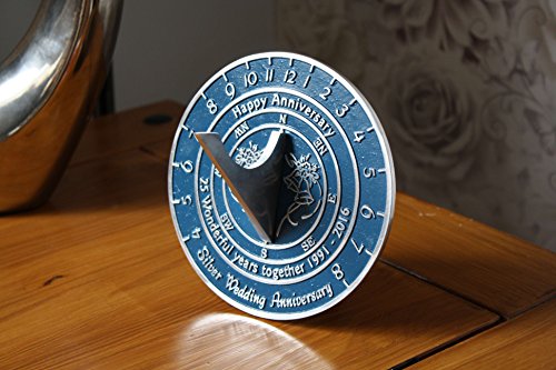 Hochzeitstagsgeschenk, mit englischer Aufschrift, handgefertigt, Sonnenuhr, mit verschiedenen Hochzeitstagen für Silberhochzeit, Perlenhochzeit, Rubinhochzeit, Goldene Hochzeit, metall, Silver Wedding 2017 - 2