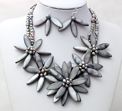 Hand-woven Natural Freshwater Pearls Mop Shell Flower Necklace With Earrings Set Wedding Bridal Jewelry Statement Chunky Necklace Bib Necklace