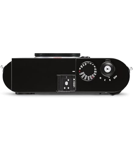 Leica Q2 Monochrom Reporter con armatura in Kevlar