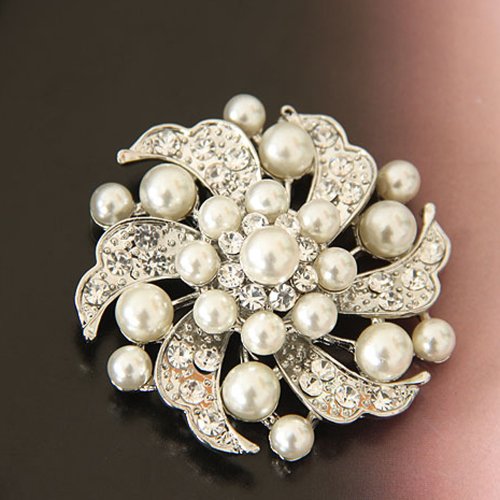 milliongadgets® 2" SILVER FAUX PEARL FLOWER BROOCH DIAMANTE CRYSTAL WEDDING BRIDAL PARTY BROACH