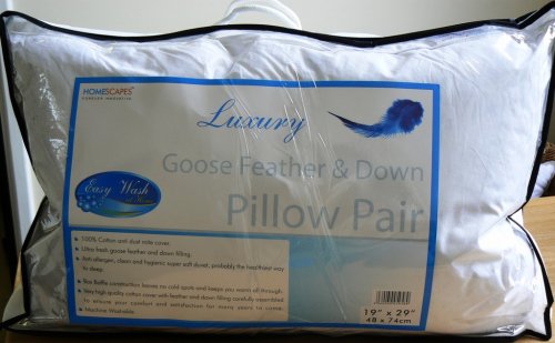 Homescapes - Luxury White Goose Feather & Down 4.5 Tog Super King Size Duvet - 100% Cotton Anti Dust Mite & Down Proof Fabric - Anti allergen - Washable at Home - Summer Quilt