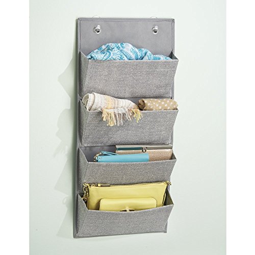 mDesign Schrank-Organizer aus Stoff zur Wandmontage oder Hängen über die Tür für Handtaschen, Haar-Accessoires – 4 Taschen, Grau - 3