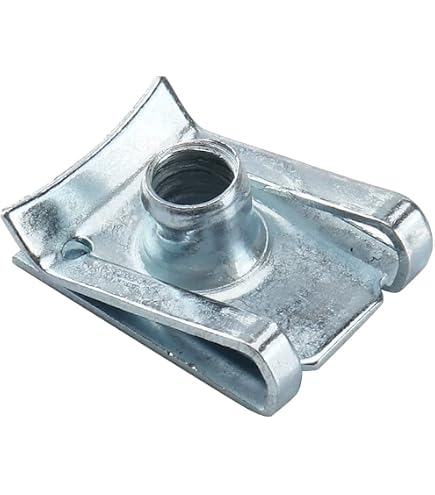 Par De Pernos De Metal Roscados Y Tuercas En Concepto De Reparación De