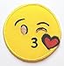 Produktbild Emoji-Patch Embroidered Iron on Badge Aufnäher Patch Embroidered Iron on Badge Aufnäher Motiv DIY anpassen Tasche hat T-Shirt Collectible Werfen Kiss Face Herz
