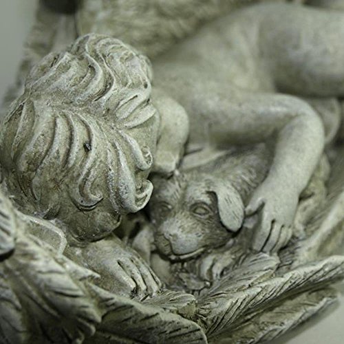 Deko Engel im Flügel liegend mit Hunde Figur liebevoll im Arm beschützend. Länge 24cm - 2