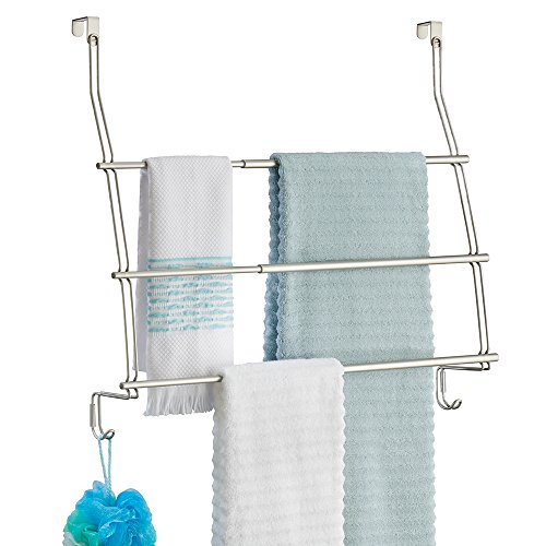 mDesign Handtuchhalter ohne Bohren montierbar – Handtuchhalter Tür-Befestigung einfach einzuhängen – als Duschhandtuchhalter, Badetuchhalter & für Kleidung – satiniert - 4