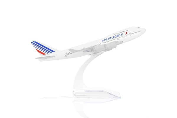 QIYUMOKE Modèle d'avion 1/400 pour Air France 747 avec Support (6 Pouces de Long) pour modèle d'avion en Alliage Boeing 747 Cadeau pour Les Amateurs d'aviation ou décoration d'affichage de Bureau