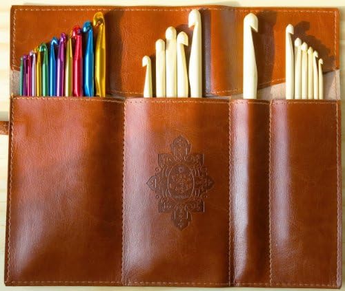 Set of 24 Crochet Hooks Aluminium and Bamboo in PU Leather Case