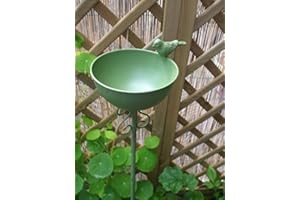 DEKO-IMPRESION Vogeltränke auf Stab, Futterstelle, Gartenstab, Gartenstecker, Eisen, grün