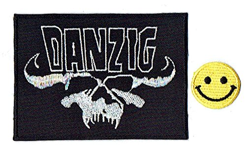 DANZIG : Guitar-Picks apliques bordado hierro en parches with Yellow Tiny Smiley Patches by PATCH CUBE