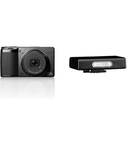 Ricoh GR IV – Fotocamera Compatta Per Street Photography, Avvio Rapido, Alta Qualità, Con Batteria Aggiuntiva