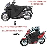 ESCRIPCIÓN Y CARACTERÍSTICAS DEL PRODUCTO: Artículo que se debe fijar tanto al scooter como al piloto como si fuera un delantal - Cubierta de pierna universal para adaptarse, fácil y rápida de poner con correas y correas de ajuste O se puede usar como delantal - Amplia libertad de movimiento (pies en el suelo) - Membrana interna 100% impermeable, acolchado térmico en las piernas. - Forro interno con piel sintética. - La cubierta de la pierna se puede quitar fácilmente en cualquier mom