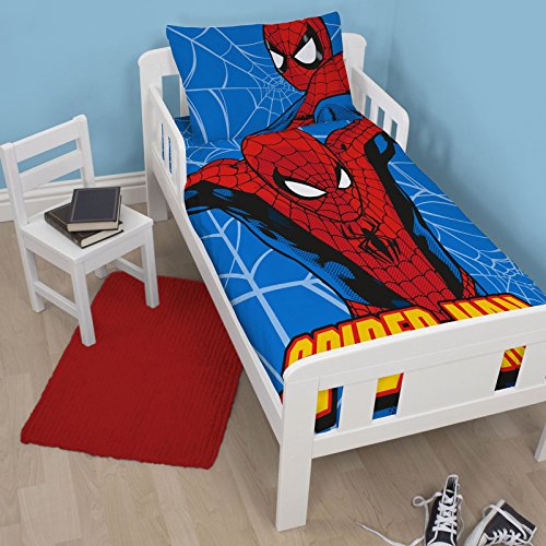 Spiderman Parker 4 in 1 Junior Bed Set (Duvet, Pillow and Covers)