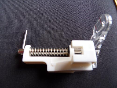 Embroidery Darning Foot complete with 1 Packet of 5 German Embroidery Needles in sizes 70 &amp; 90