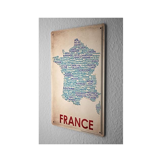 Townhouse In An Alley For Sale In Paris 20th