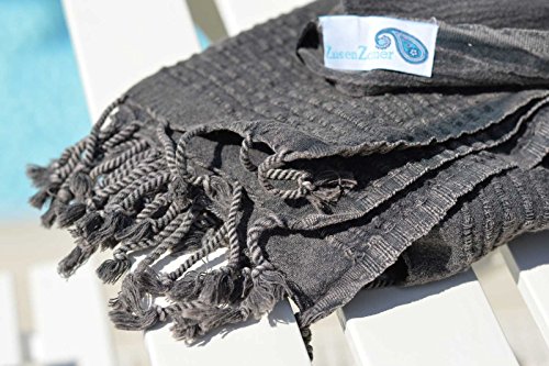 Fouta Hamamtuch xxl mit einem robusten Jeans-Look | Blau oder schwarz | Wunderbar anschmiegsam und weich | Leichtgewicht Badetuch, Strandtuch, Saunatuch oder Schal, auch super für Herren, extra Länge (2 m) | Hochwertige Qualität Baumwolle | Exklusives Design von Zusenzomer (Schwarz) - 3