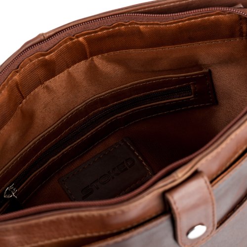 STOKED Umh  ngetasche NATHAN - Ledertasche mit Schultergurt gro   fit f  r tablet - iPad - Schultertasche echt Leder braun-cognac